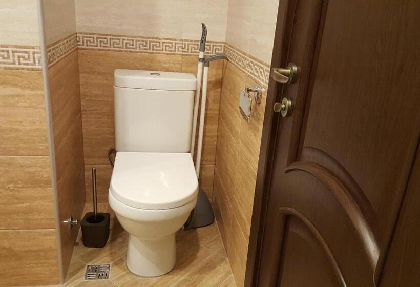 آپارتمان لوکس 1 خوابه, Mimino Apartment Deluxe First Line