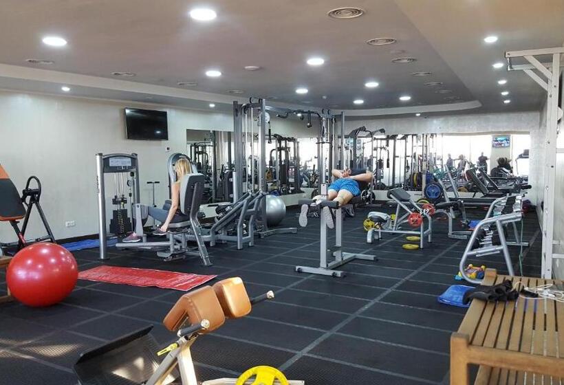 آپارتمان لوکس 1 خوابه, Mimino Apartment Deluxe First Line