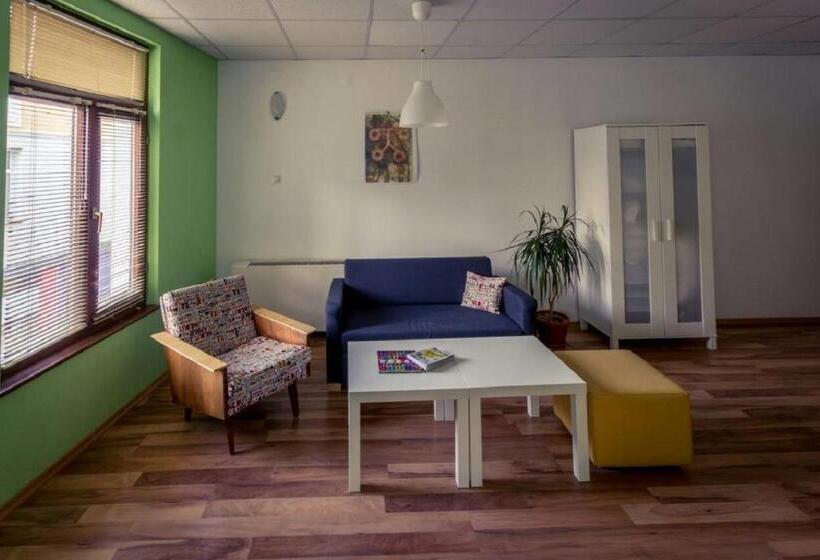 스탠다드 스튜디오 킹침대, 4 Rooms