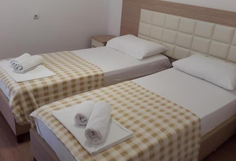 آپارتمان 2 خوابه با چشم‌انداز دریا, Apartments Cungu