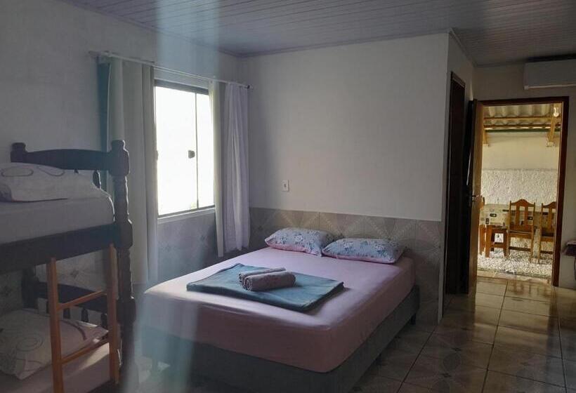 Семейное Бунгало, Casa Do Vo Lelo