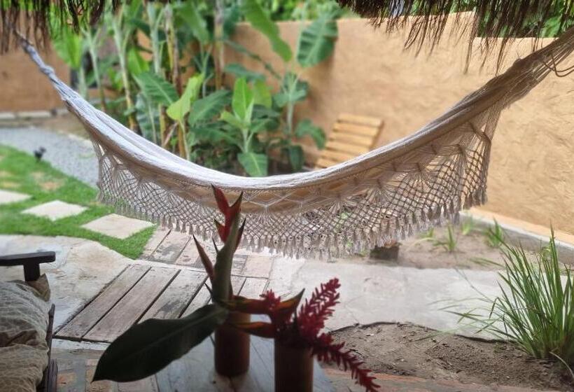 اتاق استاندارد با بالکن, Casa Namoa Pousada