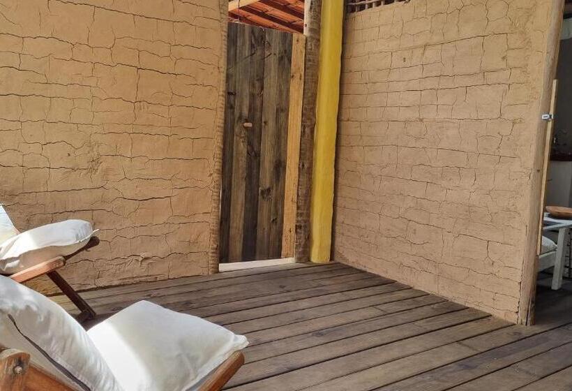 استودیو استاندارد با بالکن, Casa Namoa Pousada