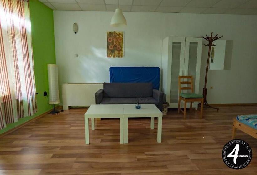 스탠다드 스튜디오 킹침대, 4 Rooms