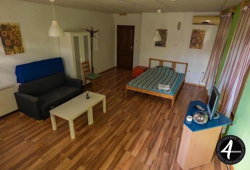 스탠다드 스튜디오 킹침대, 4 Rooms