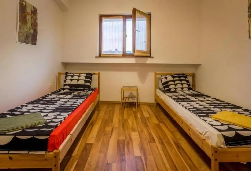 اتاق استاندارد, 4 Rooms