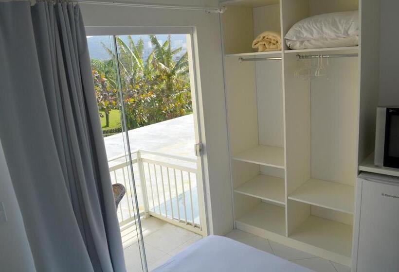 Standaard Driepersoonskamer, Hospedaria Canto Do Morro