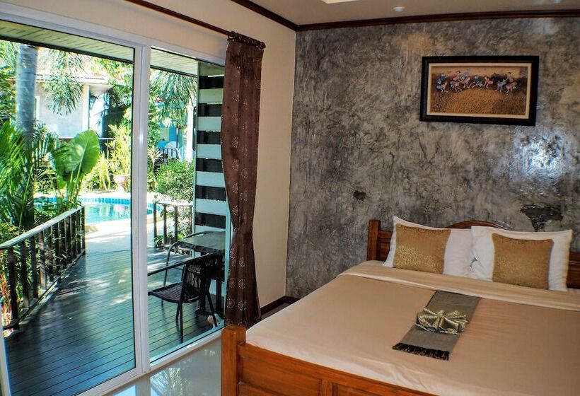 스탠다드 룸 풀장 전망, Pennapa Chalet