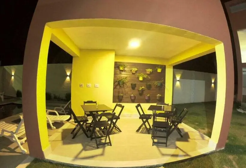 デラックスの４人部屋, Residencial 220 Maresias