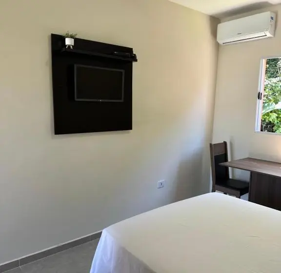 デラックスルーム, Residencial 220 Maresias