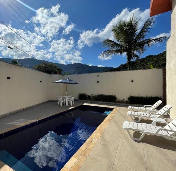 اتاق لوکس سه تخته, Residencial 220 Maresias