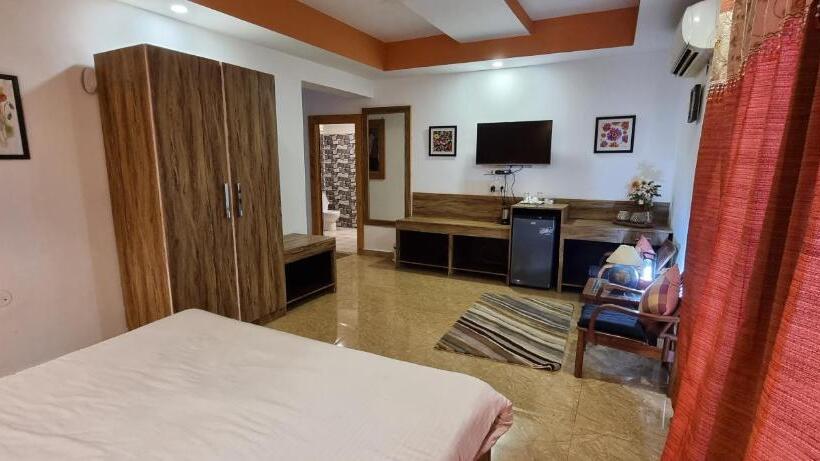 חדר דלוקס, Nandini Villa