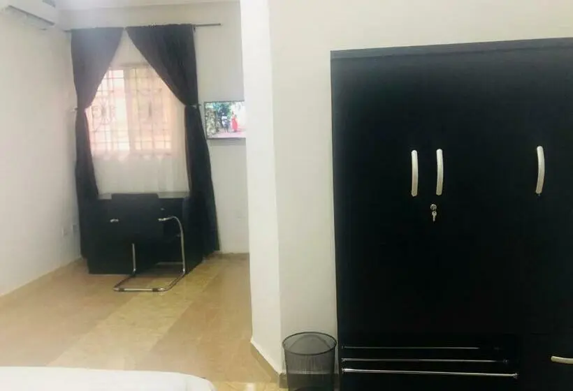اتاق لوکس, Events & Suites