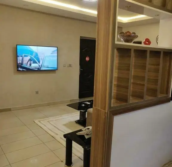 آپارتمان 1 خوابه, Events & Suites