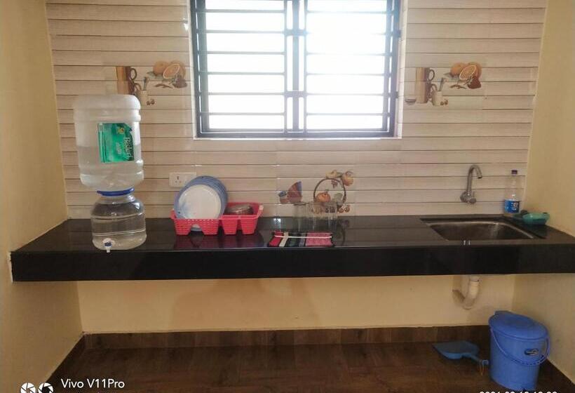 스탠다드 룸 바다 전망, His Grace Sea View Cottages   Private Beach At Malpe