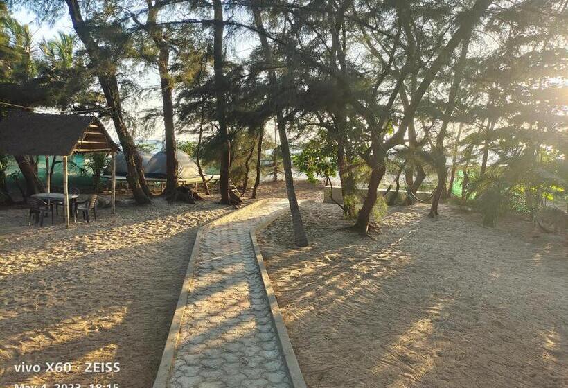 스탠다드 룸 바다 전망, His Grace Sea View Cottages   Private Beach At Malpe