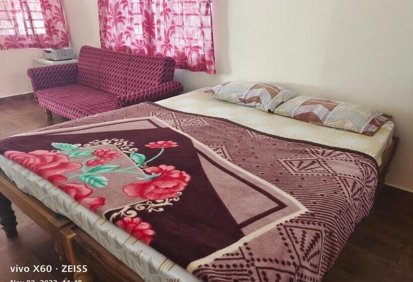 스탠다드 룸 바다 전망, His Grace Sea View Cottages   Private Beach At Malpe