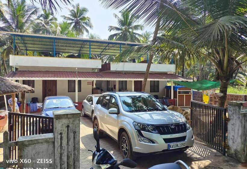 스탠다드 룸 바다 전망, His Grace Sea View Cottages   Private Beach At Malpe