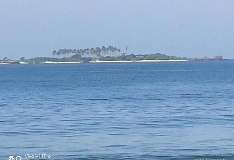 빌라 침실 1개, His Grace Sea View Cottages   Private Beach At Malpe
