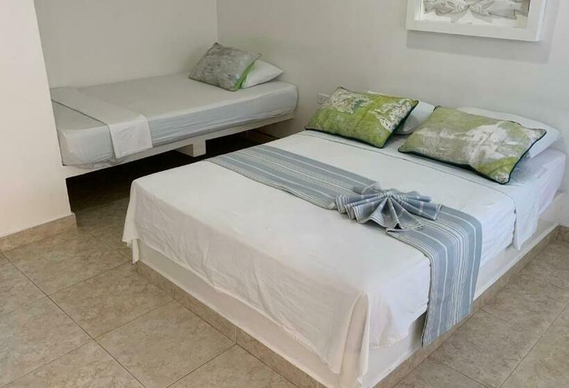 חדר סטנדרט לשלושה, Portobello