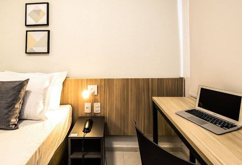 חדר סופריור, Santa Cruz