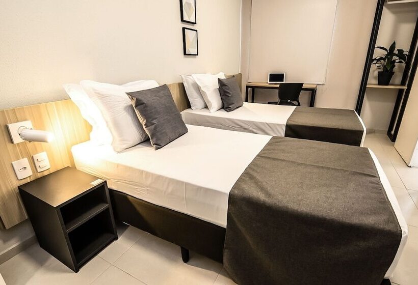 חדר סופריור, Santa Cruz