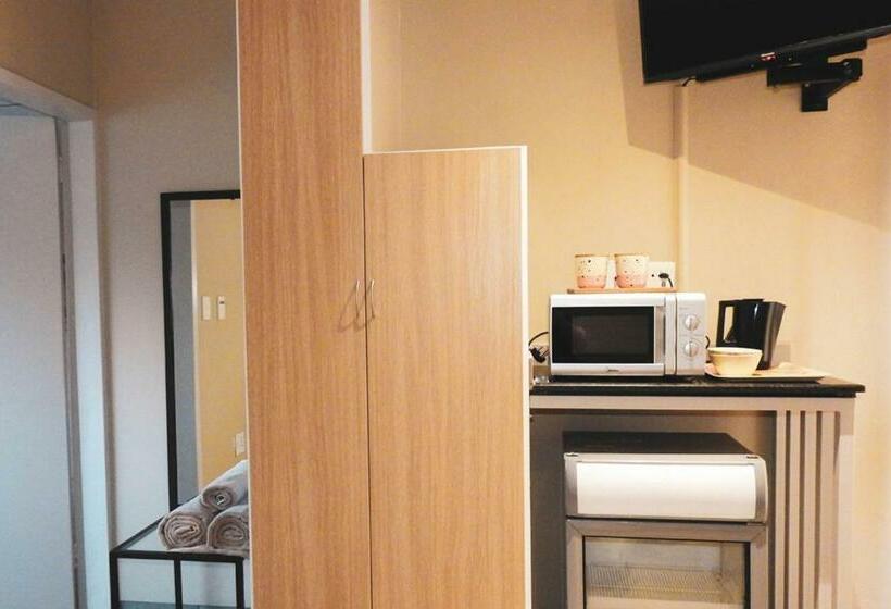 Standardzimmer, Koemi