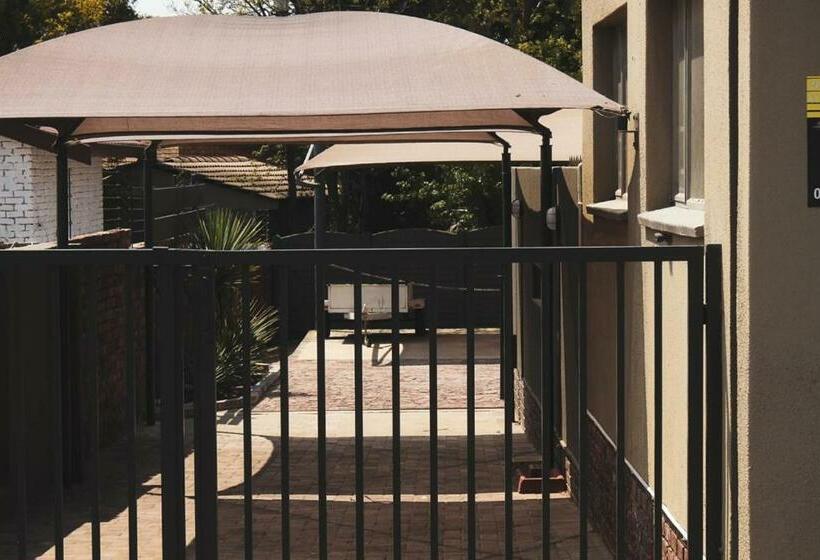 Standardzimmer, Koemi