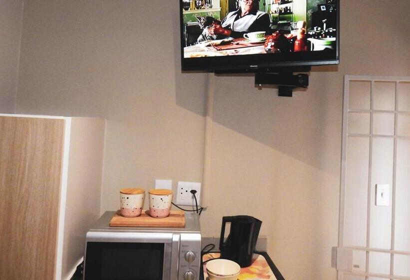 Standardzimmer, Koemi