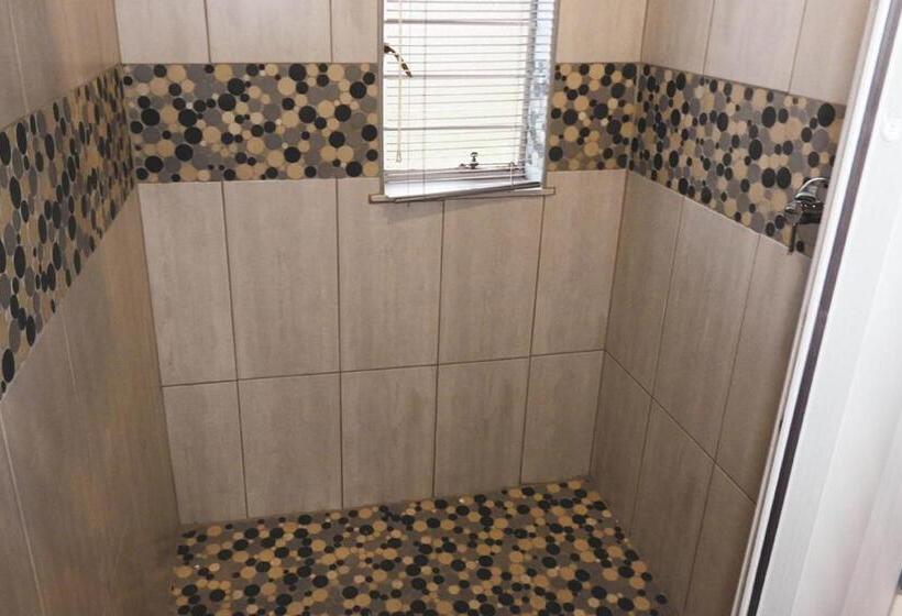 Standardzimmer, Koemi