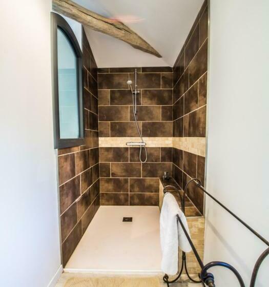 Номер Стандарт, La Grange Du Cleray