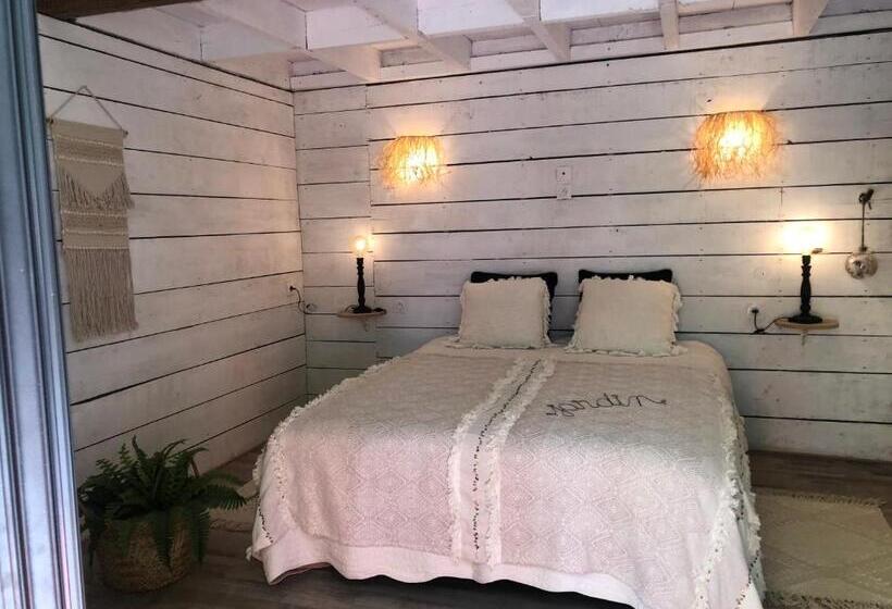 Студия Deluxe, La Grange Du Cleray