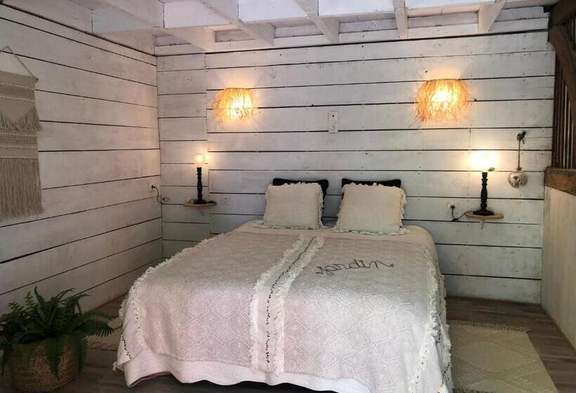 Студия Deluxe, La Grange Du Cleray