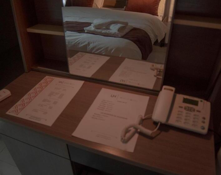 استودیوی لوکس, Urban Hotel Nouakchott