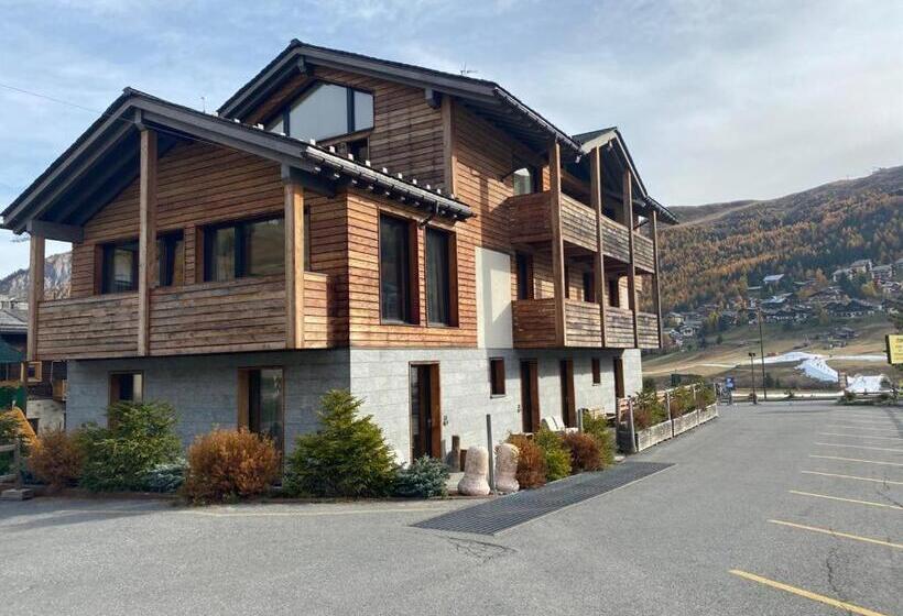 اتاق استاندارد, Cronox Vinecc