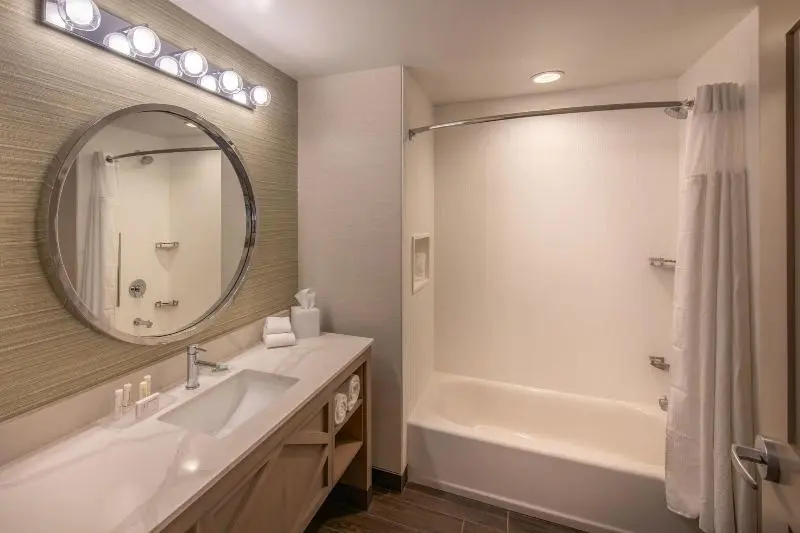 クイーンサイズベッドのスタンダードルーム, Courtyard By Marriott Jekyll Island