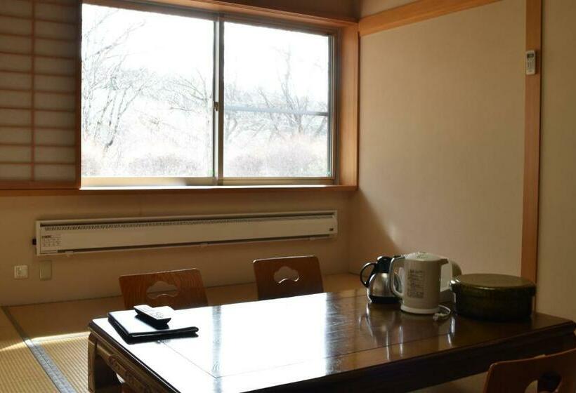 标准间, Takamuro Suikoen