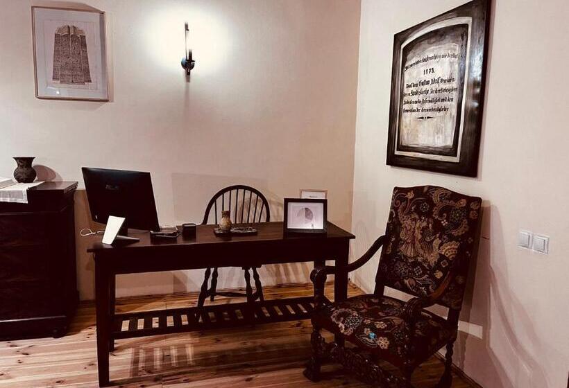 Номер Deluxe, Pensiunea Agora