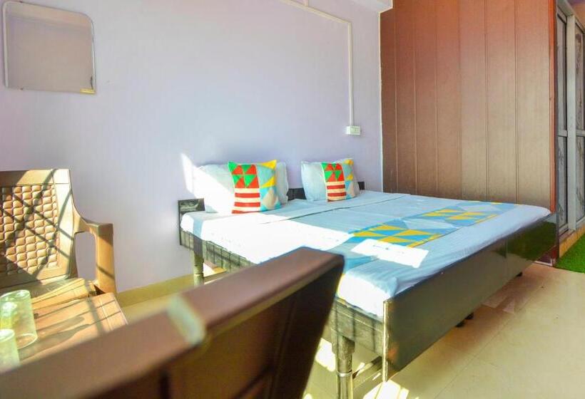 スタンダードルーム, Flagship The Alpine Homes