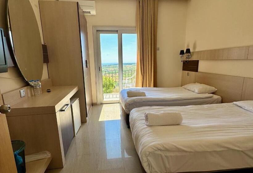 Семейный Номер Совместный Санузел, Celebi Garden Hotel Cittaslow Retreat