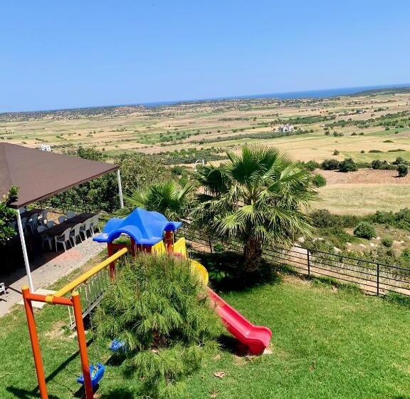 Семейный Номер Совместный Санузел, Celebi Garden Hotel Cittaslow Retreat