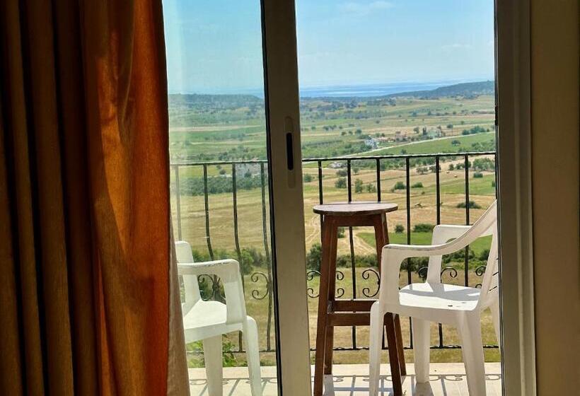 اتاق خانوادگی با سرویس بهداشتی مشترک, Celebi Garden Hotel   Cittaslow Retreat
