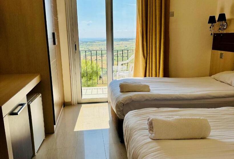 Семейный Номер Совместный Санузел, Celebi Garden Hotel Cittaslow Retreat