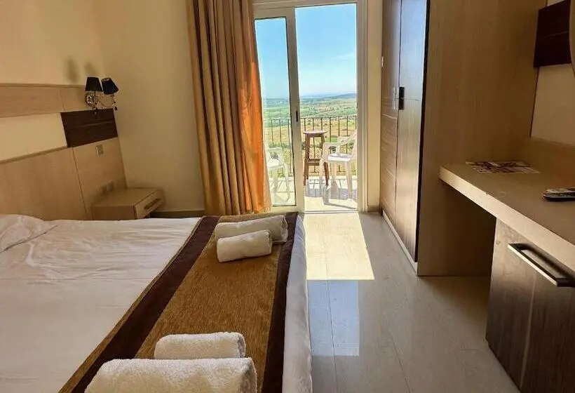 اتاق خانوادگی با سرویس بهداشتی مشترک, Celebi Garden Hotel   Cittaslow Retreat
