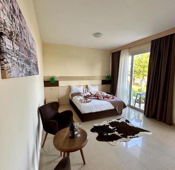 اتاق لوکس, Celebi Garden Hotel   Cittaslow Retreat