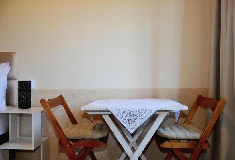 جناح سوبيريور, Pousada Estrela Mares