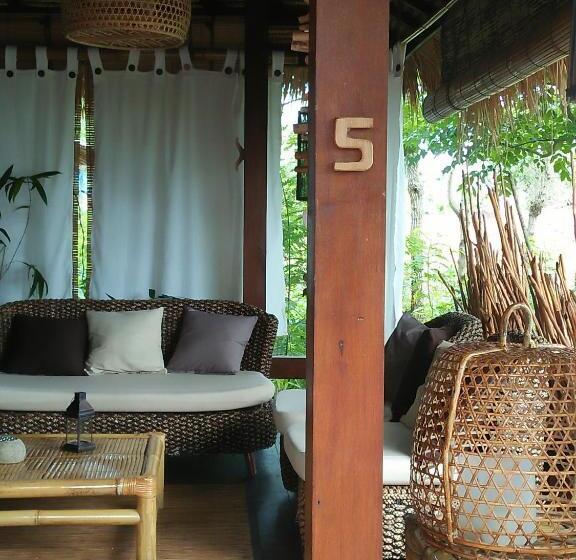 חדר דלוקס נוף לים, Tanjungan