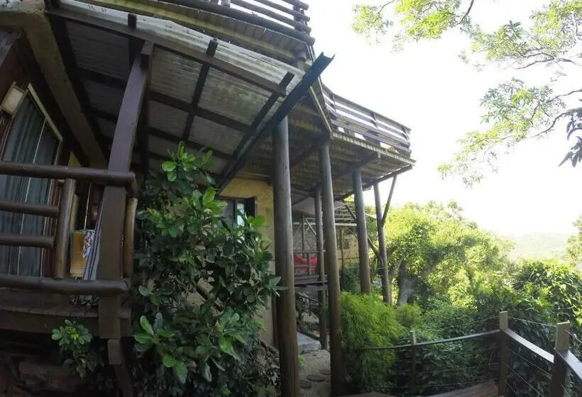 ルームシェアのワンベッド, Albergue Explorer   Hostel