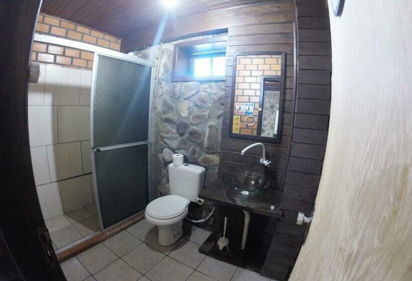 מיטה בחדר משותף, Albergue Explorer   Hostel