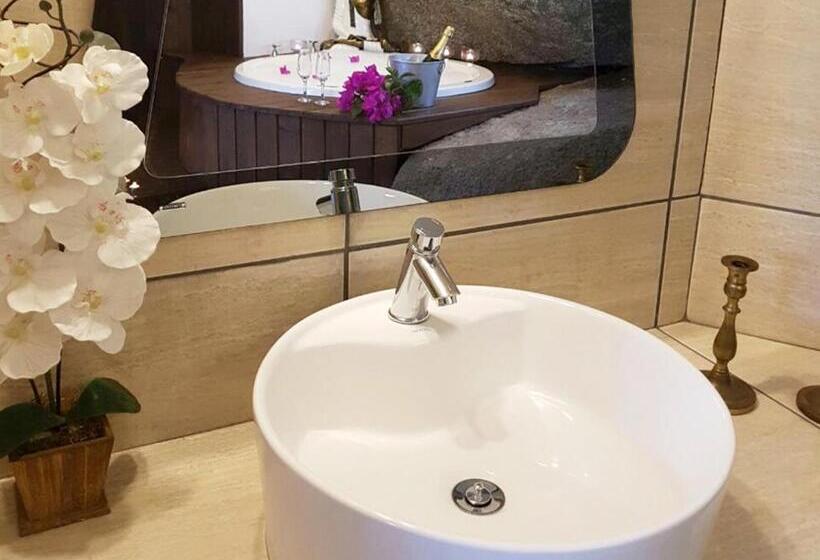 수피리어 스위트, Albergue Explorer   Hostel